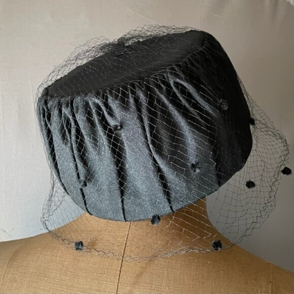 Vintage Black Pillbox Hat Flocked Veil 1950\'s Fifties Retro main image 5